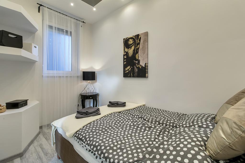 Tamara Apartment Будапеща Екстериор снимка