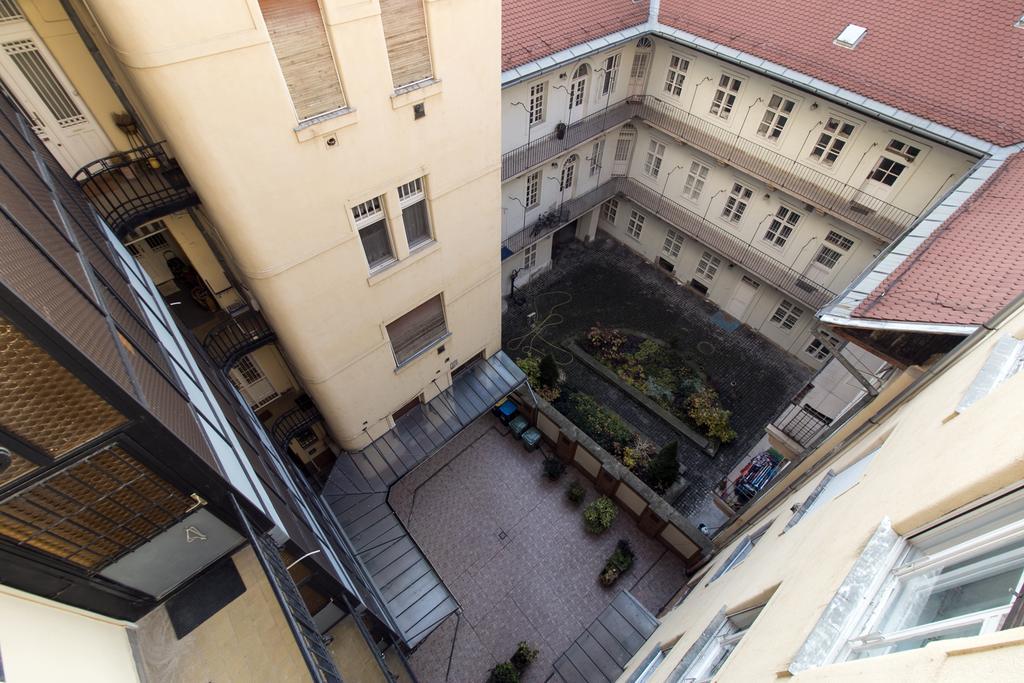 Tamara Apartment Будапеща Екстериор снимка