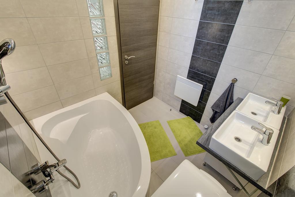 Tamara Apartment Будапеща Екстериор снимка